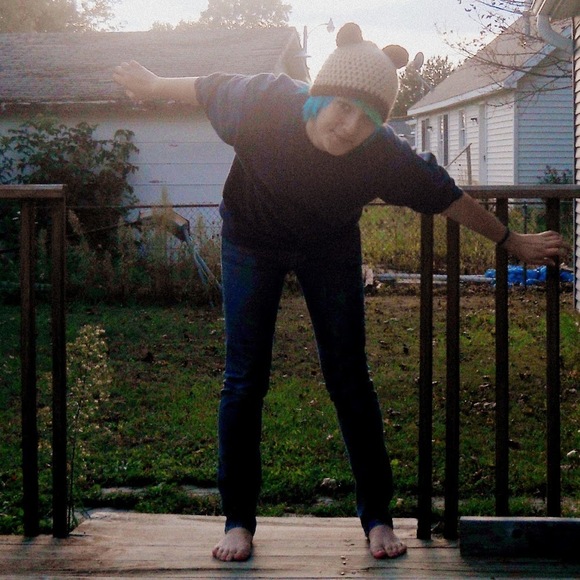 Meet your Posher, Cassidy - Picture 1 of 1